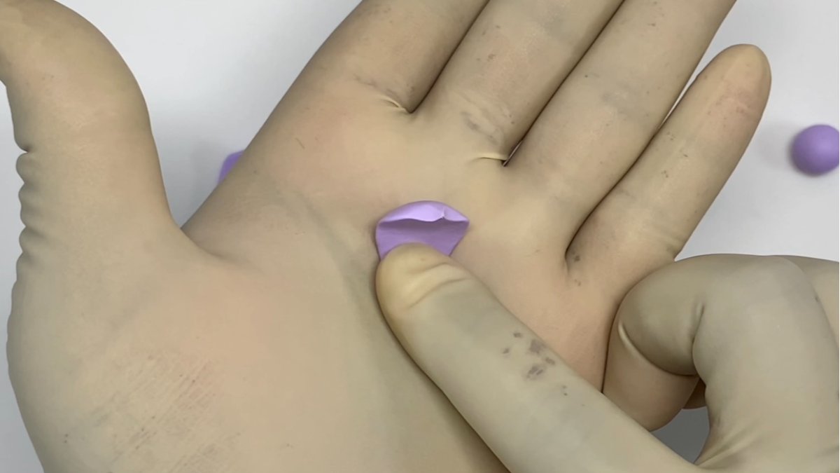 3 idee fai da te per riciclare i tuoi barattoli con l'argilla polimerica : Tappa 17