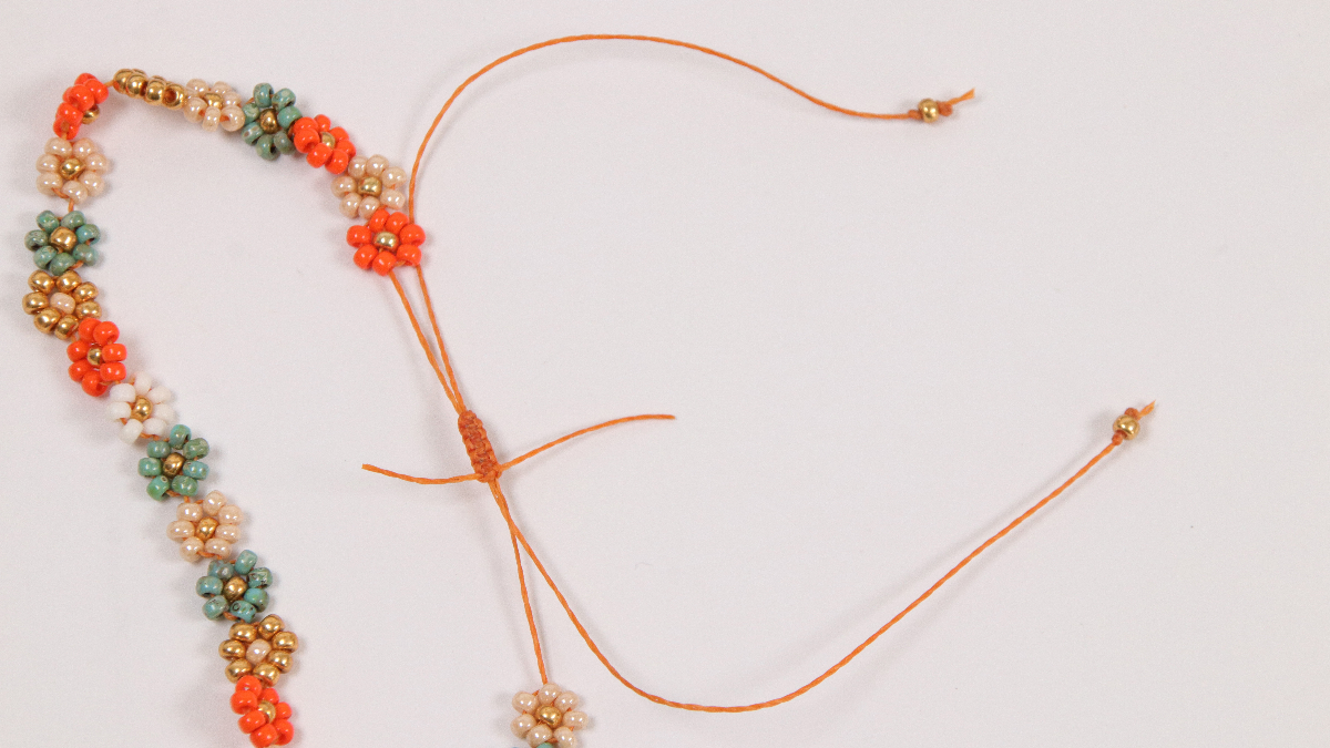 Bracciale a fiori : Tappa 5