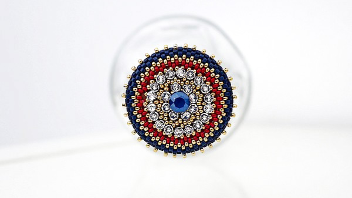 Schema DIY Personalizza un tappo di bottiglia in legno con perline Miyuki