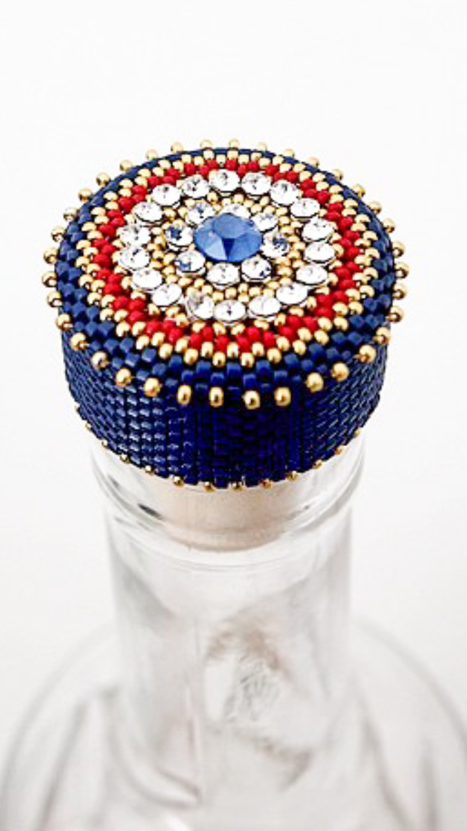 Schema DIY Personalizza un tappo di bottiglia in legno con perline Miyuki