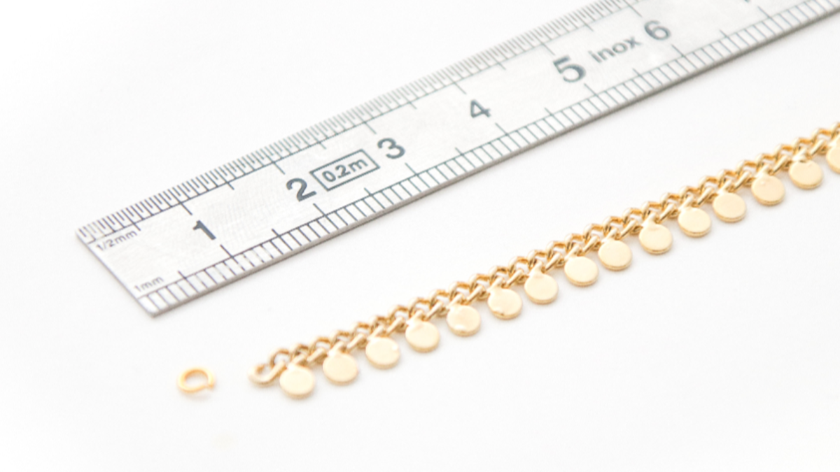 Cavigliera con catena fantasia e perline Miyuki : Tappa 1 Cavigliera con catena fantasia e perline Miyuki : Tappa 1