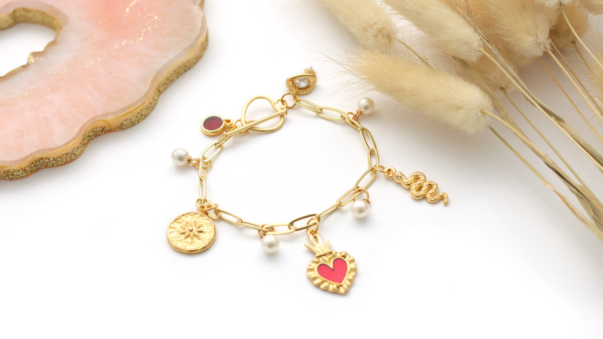 Schema DIY gioielli ispirazione bracciale Ex-voto messicano cuore e charms gri-gri