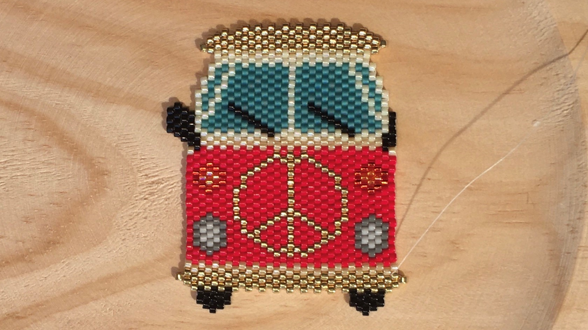 Tessitura Van in brickstitch con perline Miyuki Delicas 11/0 : Tappa 8