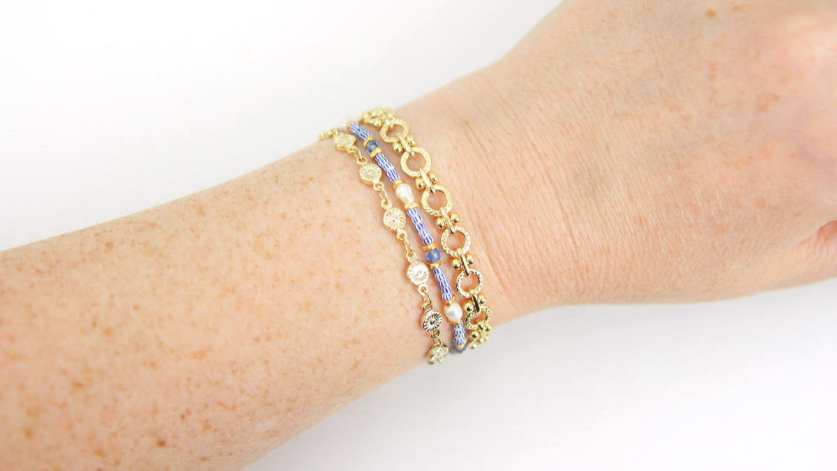 Tuto Collana Multirangs con perline a strisce blu e catene fantasia : Tappa 11