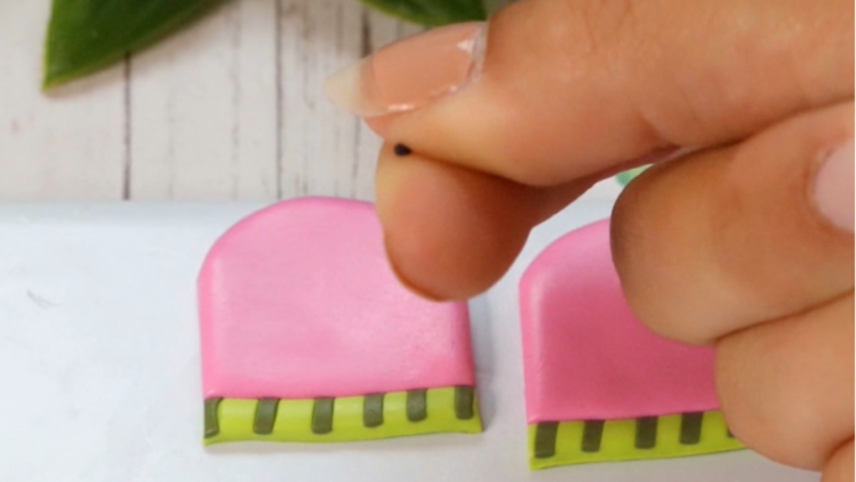 Orecchini anguria in argilla polimerica : Tappa 13 Orecchini anguria in argilla polimerica : Tappa 13