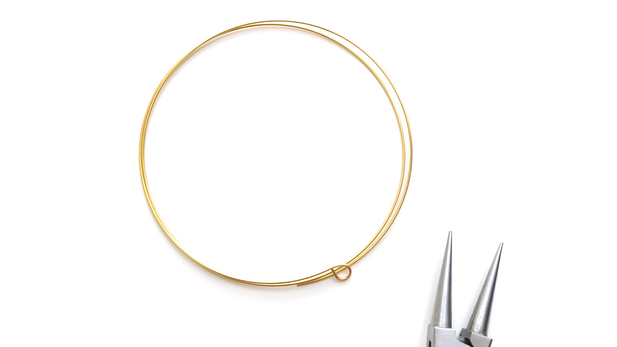 Bracciale fai da te di perline Rudraksha o lacrime di Shiva : Tappa 2