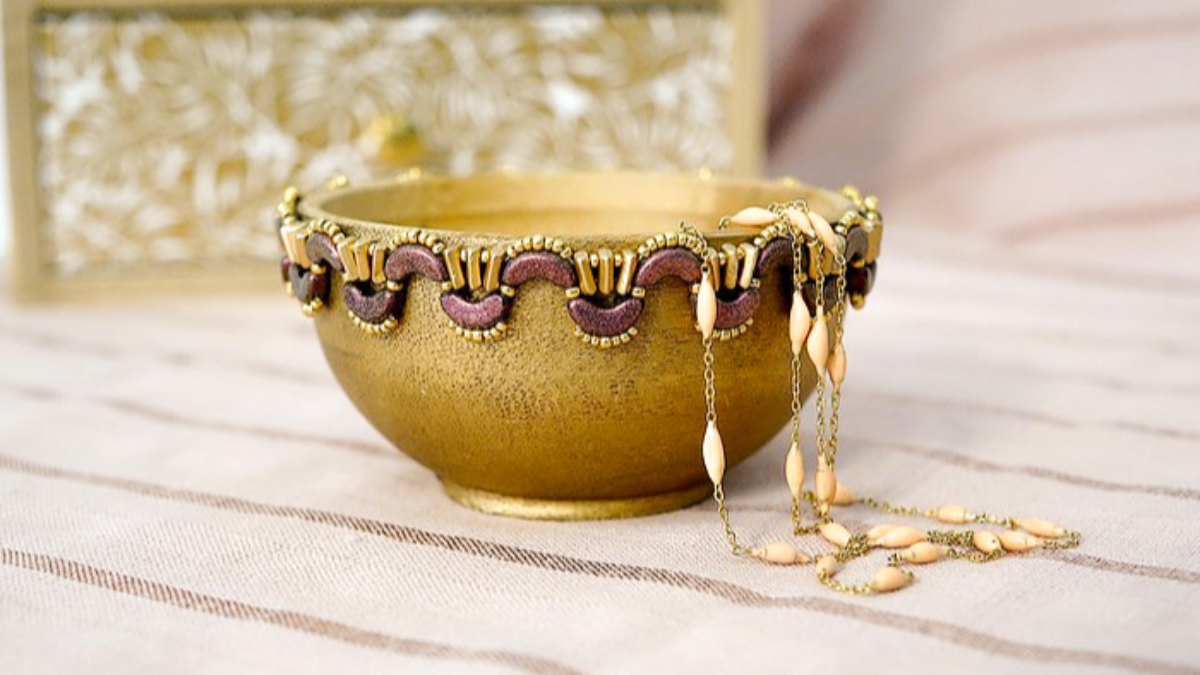 Schema Tasca di legno fai da te Yoko con perle di vetro Arcos e Piros di Puca