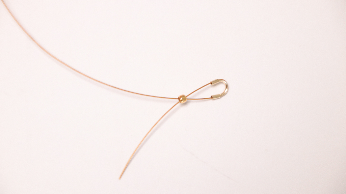 Bracciale di perle fai da te in oro e turchese a forma di stella : Tappa 1