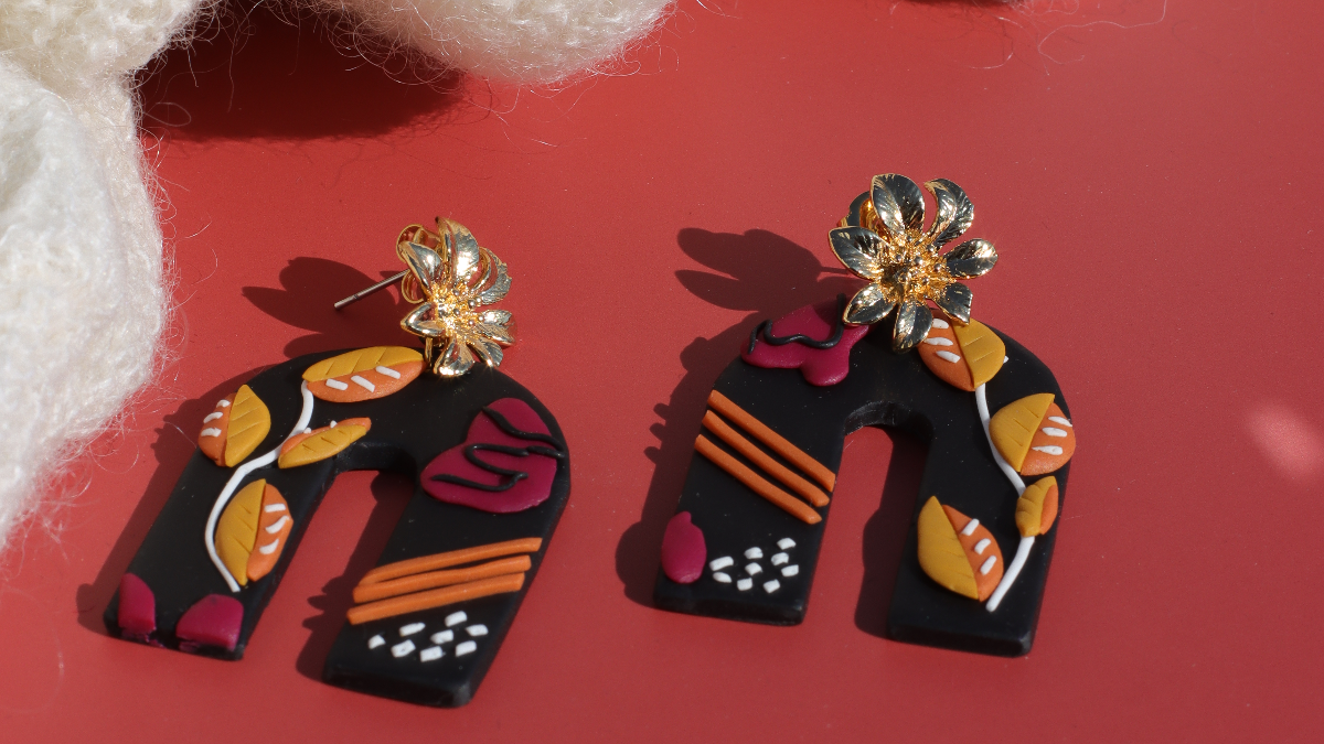 Schema Orecchini tecnica a lastre polimeriche Schema Orecchini tecnica a lastre polimeriche