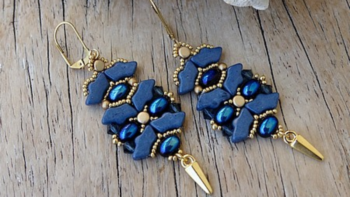 Schema Orecchini fai da te con perline Delos, Samos e Kalos di Puca