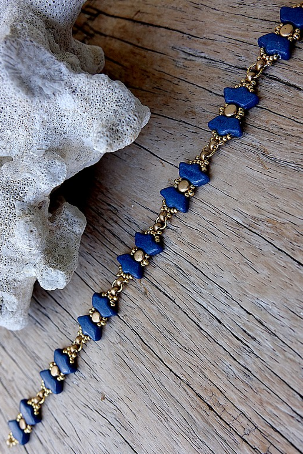 Schema Bracciale fai da te "Kelonia" di Puca con perline Delos, Kalos e Miyuki Schema Bracciale fai da te "Kelonia" di Puca con perline Delos, Kalos e Miyuki