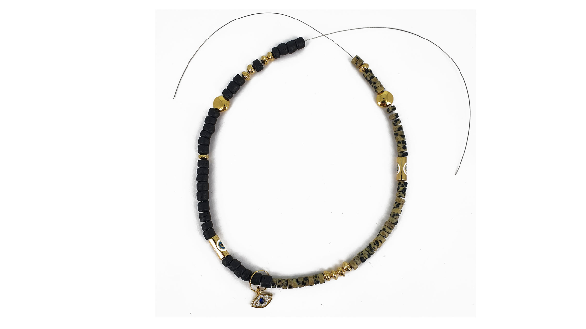 Gioielli per cellulari con perline heishi e ciondoli grigri : Tappa 1 Gioielli per cellulari con perline heishi e ciondoli grigri : Tappa 1