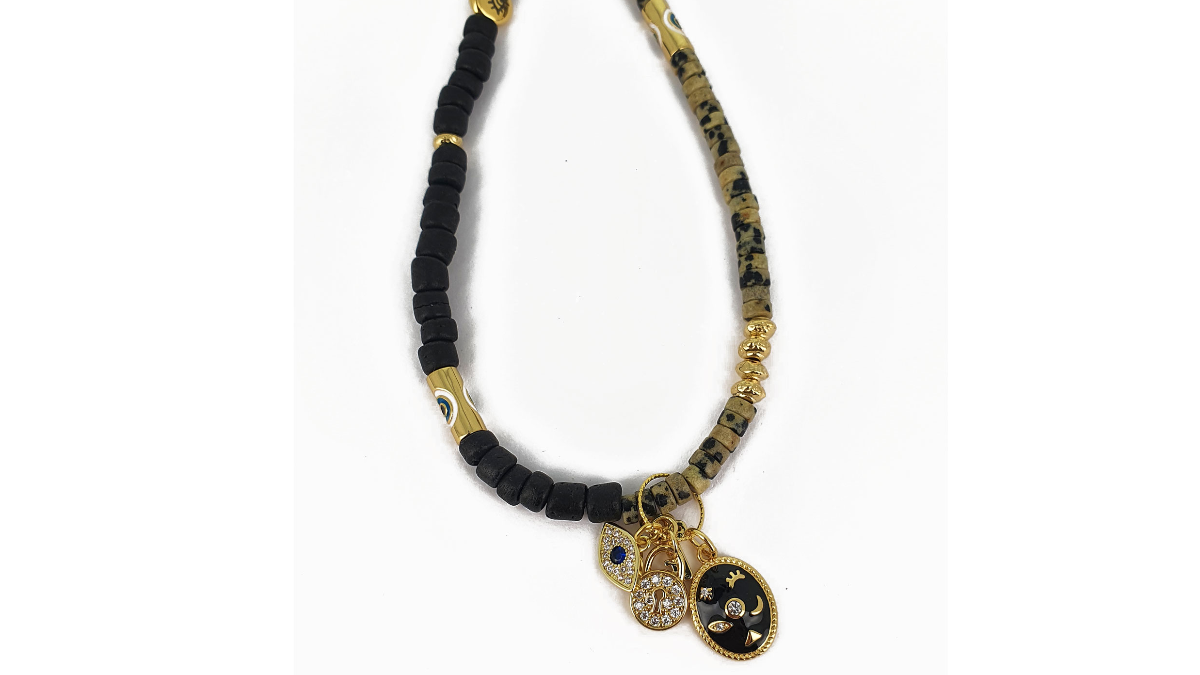 Gioielli per cellulari con perline heishi e ciondoli grigri : Tappa 2 Gioielli per cellulari con perline heishi e ciondoli grigri : Tappa 2