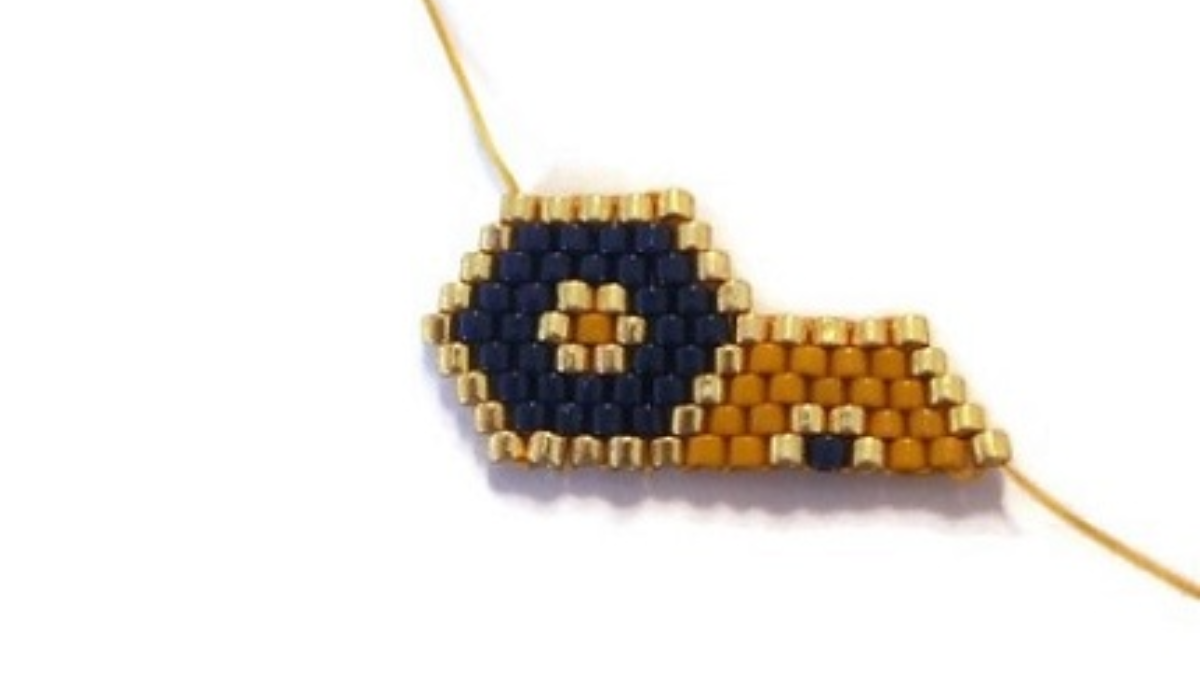 scheda esagonale e cinturino tessitura brickstitch : Tappa 2