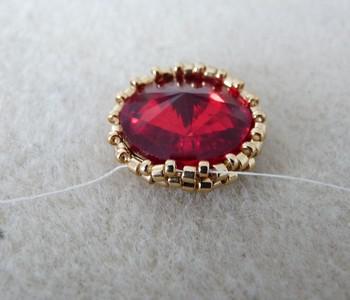 Orecchini in perle Arcos® e perle PureCrystal di Puca® - Puca : Tappa 6 Orecchini in perle Arcos® e perle PureCrystal di Puca® - Puca : Tappa 6