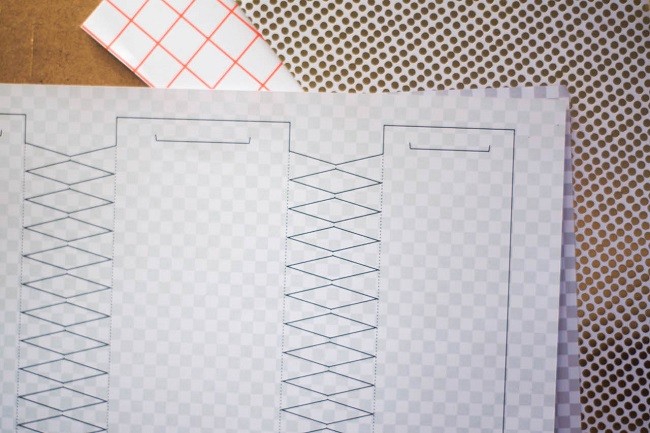 Tutorial per il fai-da-te: realizzare i cracker di Natale : Tappa 2 Tutorial per il fai-da-te: realizzare i cracker di Natale : Tappa 2