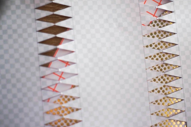 Tutorial per il fai-da-te: realizzare i cracker di Natale : Tappa 4 Tutorial per il fai-da-te: realizzare i cracker di Natale : Tappa 4