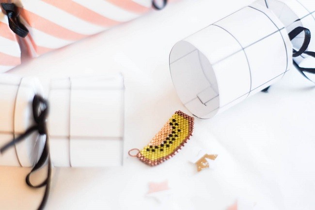 Tutorial per il fai-da-te: realizzare i cracker di Natale : Tappa 6 Tutorial per il fai-da-te: realizzare i cracker di Natale : Tappa 6