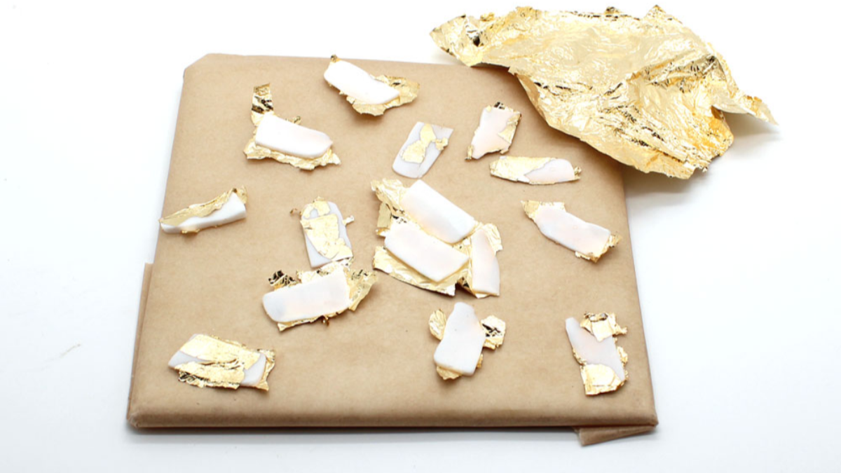 Orecchini mandala polimerici con effetto pietra : Tappa 3 Orecchini mandala polimerici con effetto pietra : Tappa 3