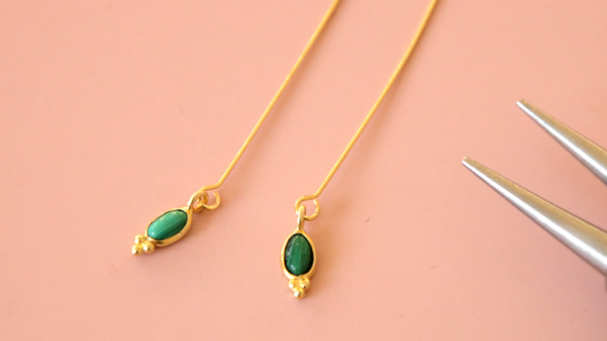 Orecchini vintage di perle e malachite verde : Tappa 2 Orecchini vintage di perle e malachite verde : Tappa 2