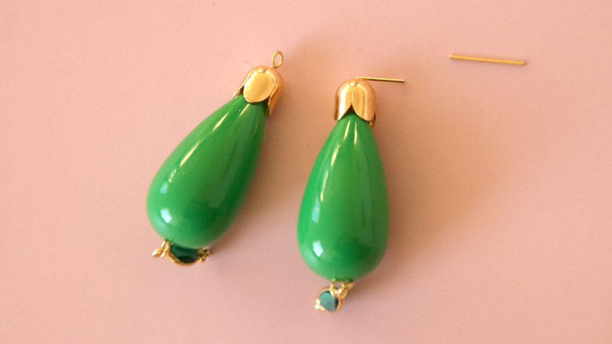 Orecchini vintage di perle e malachite verde : Tappa 3 Orecchini vintage di perle e malachite verde : Tappa 3