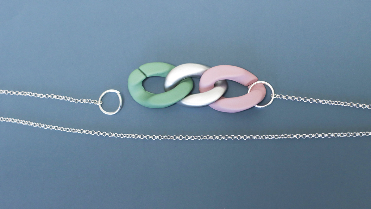 Bola di gravidanza fai da te con grandi maglie e orsacchiotto : Tappa 3