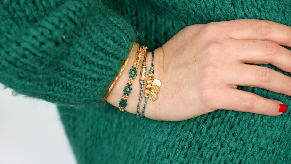 Schema Bracciale con perline di fiori di smeraldo PureCrystal Schema Bracciale con perline di fiori di smeraldo PureCrystal