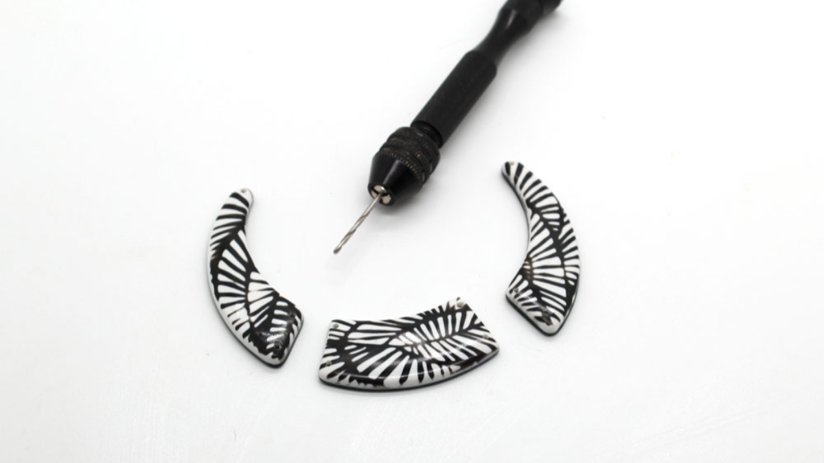 Collane con la tecnica del polimero mokumé : Tappa 13 Collane con la tecnica del polimero mokumé : Tappa 13