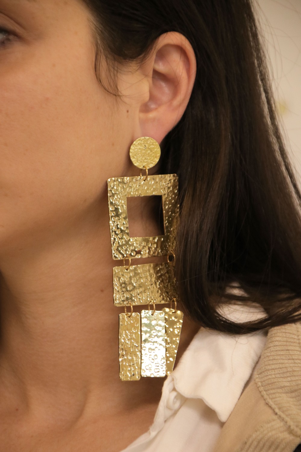 Fare orecchini pendenti martellati - creare gioielli fatti a mano