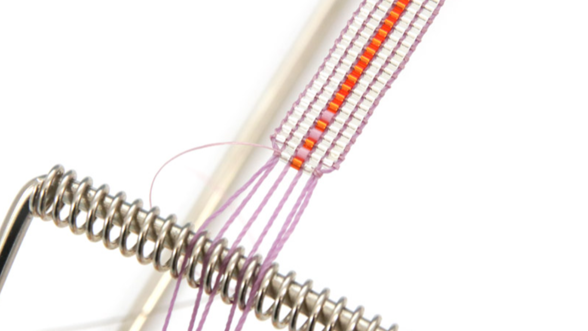 Bracciale a telaio Miyuki delicas 15/0 : Tappa 5 Bracciale a telaio Miyuki delicas 15/0 : Tappa 5