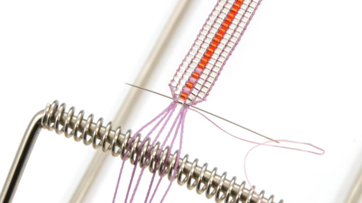 Bracciale a telaio Miyuki delicas 15/0 : Tappa 6 Bracciale a telaio Miyuki delicas 15/0 : Tappa 6