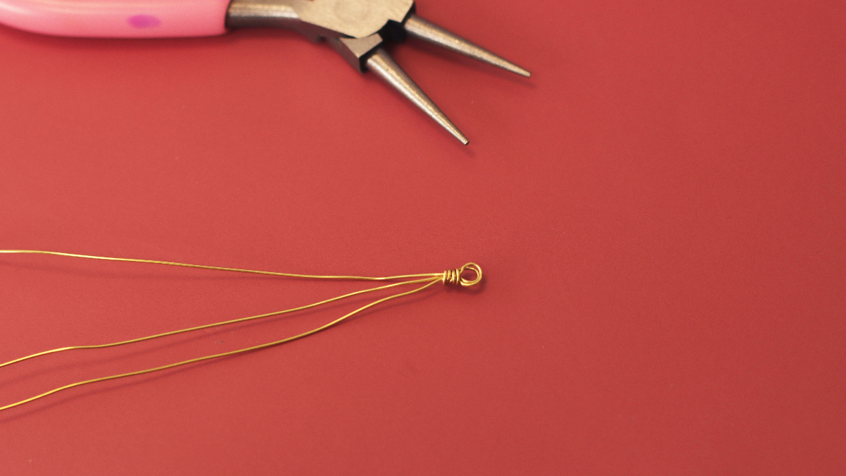 Fai da te intrecciando anello principiante PureCrystal arcobaleno archi : Tappa 2 Fai da te intrecciando anello principiante PureCrystal arcobaleno archi : Tappa 2