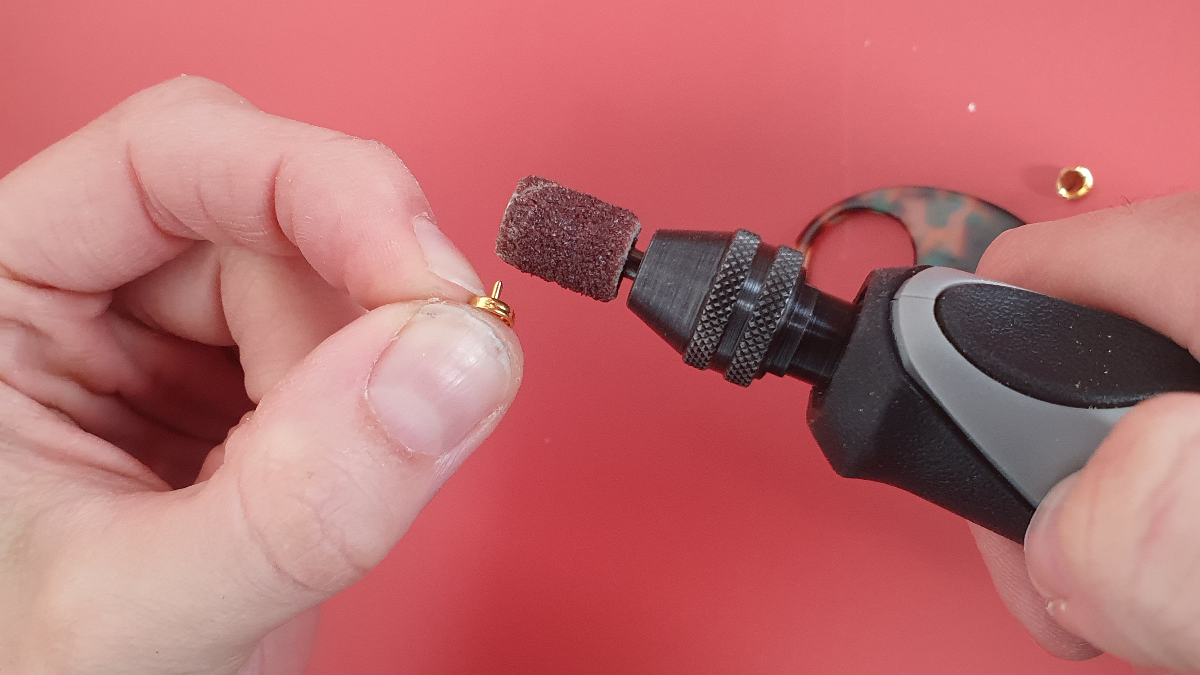 Originali orecchini pendenti in resina con pietre naturali di amazzonite : Tappa 2