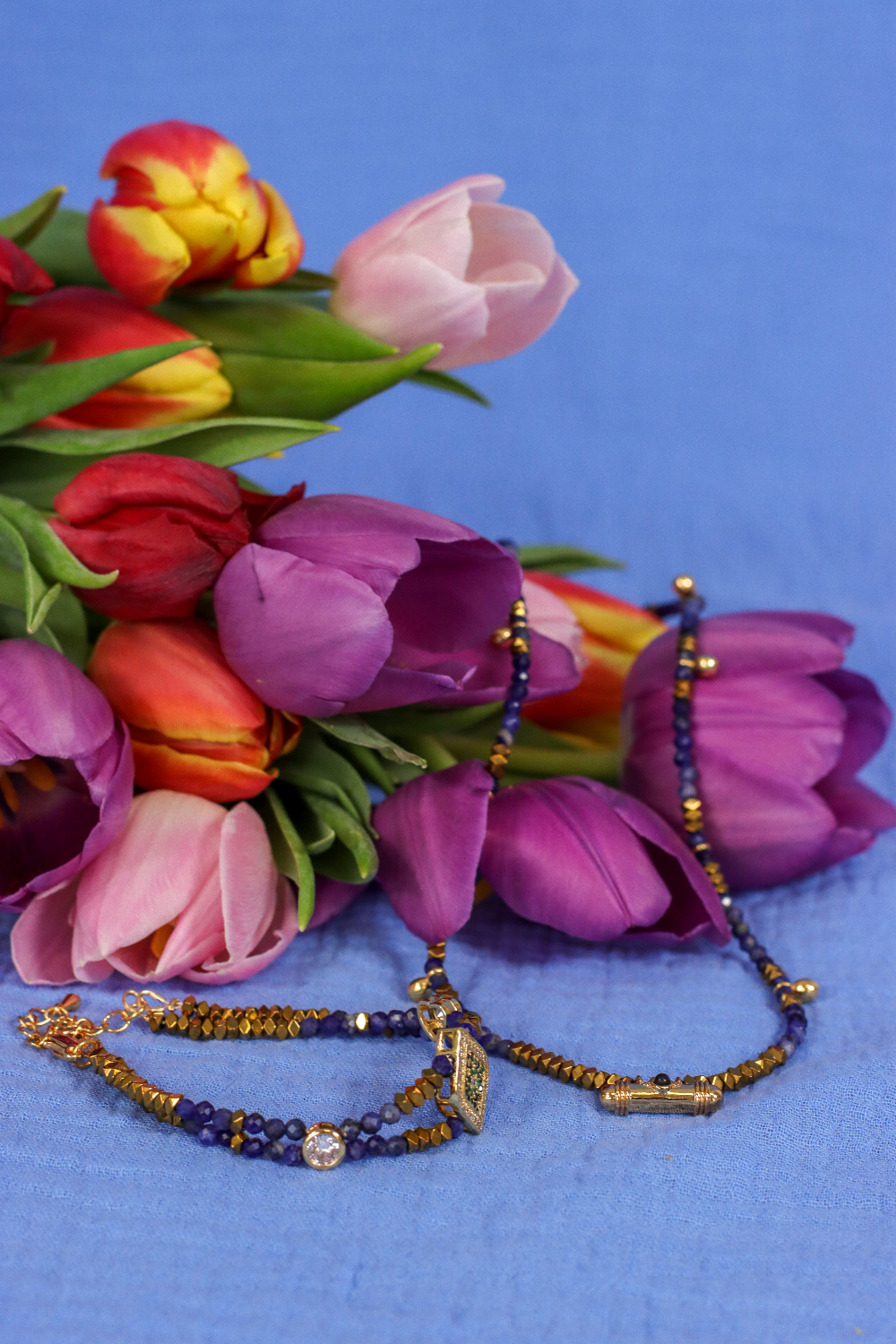 Schema Gioielli fai da te 2 in 1 con charms, perlina Sodalite tonda e mini ematite tonda