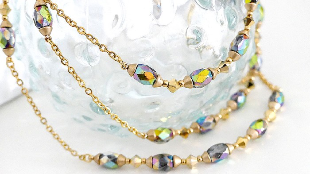 Schema Tuto Chain K'Neil di Puca con perle di vetro Konos e Baros