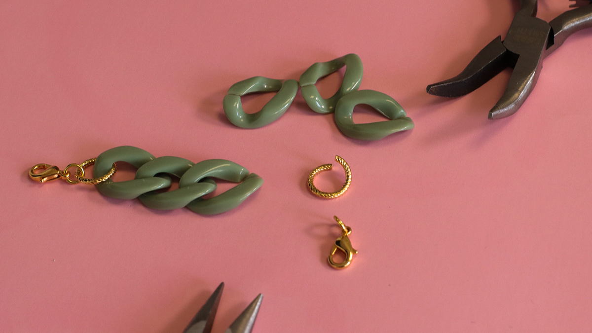 Gioiello telefonico con rivetto : Tappa 6