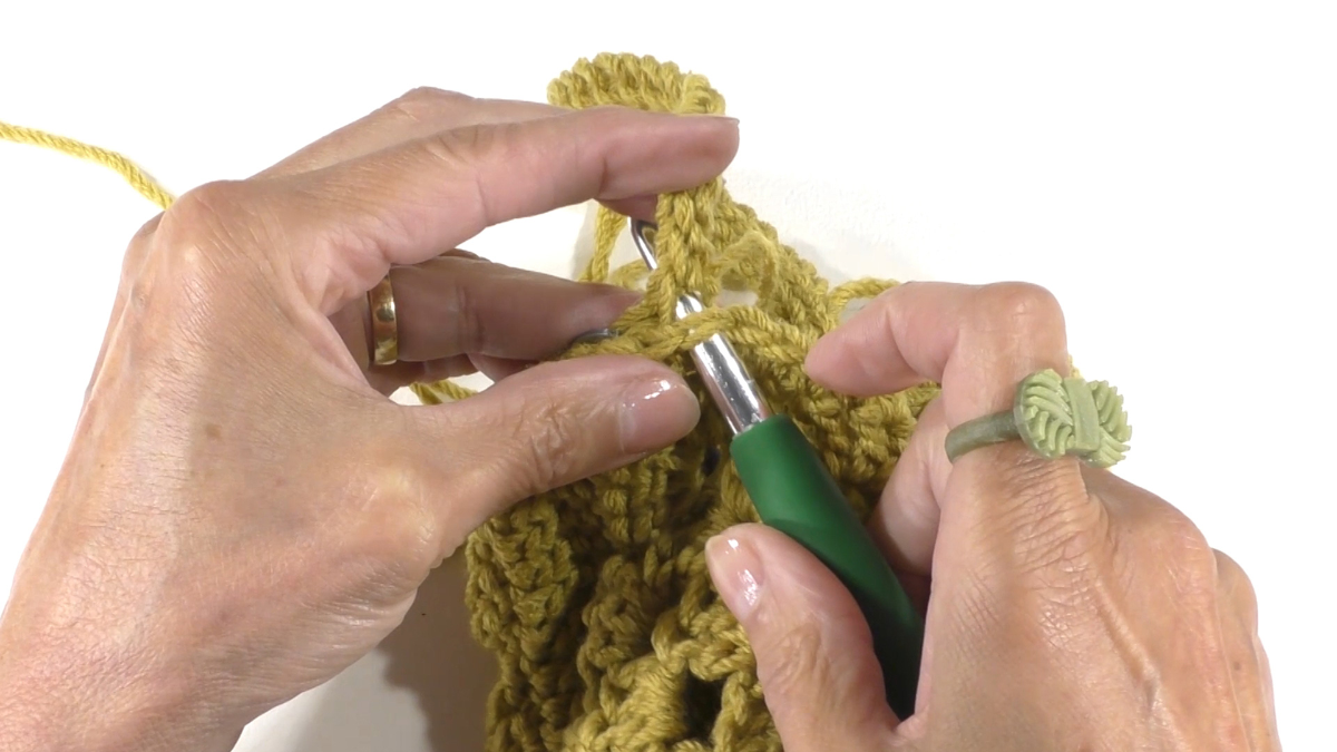 Borsa della nonna fai da te con filo di cotone riciclato Nova Vita : Tappa 19