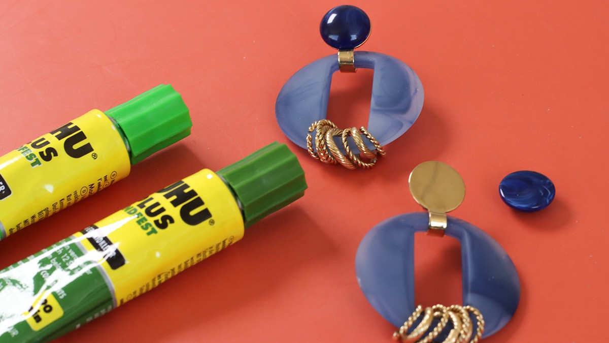 Orecchini e anelli di resina fai da te : Tappa 4