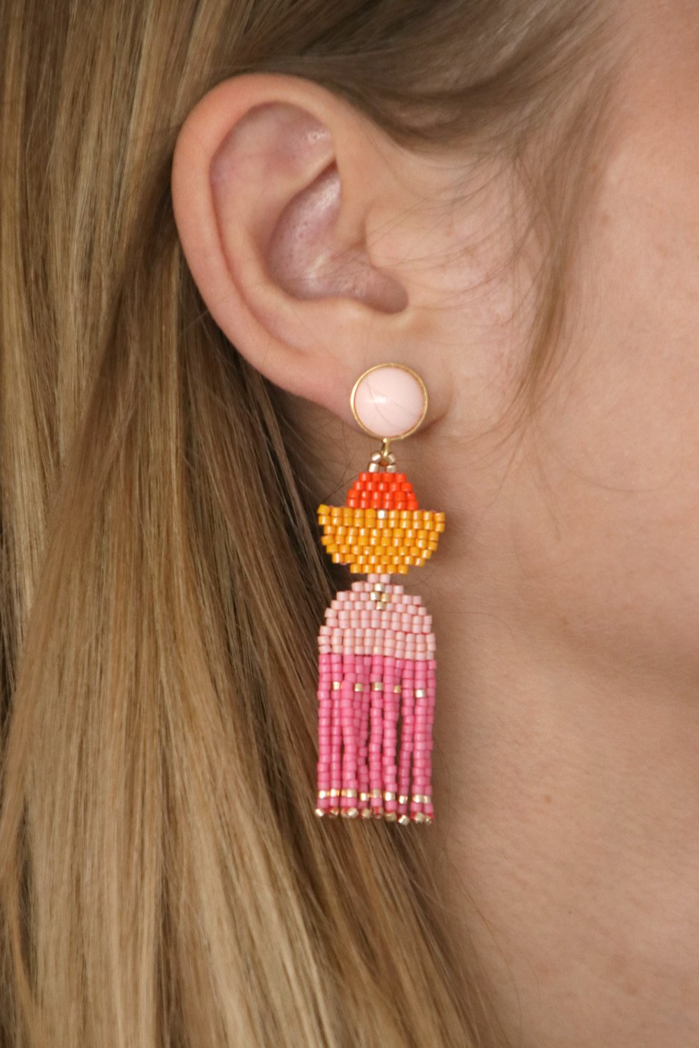 Tutorial per gli orecchini a blocchi di colore Miyuki Brick Stitch