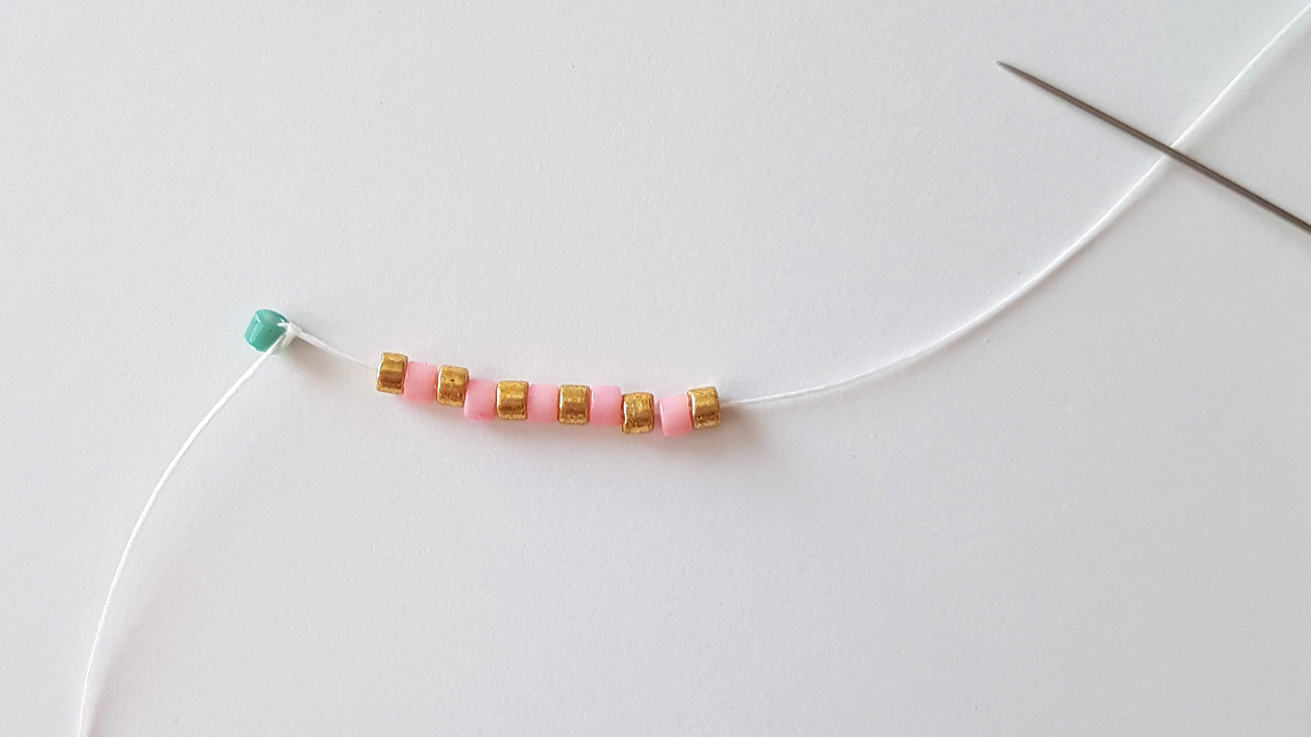 Schema Delica Miyuki peyote perla trama ghiaccio : Tappa 2 Schema Delica Miyuki peyote perla trama ghiaccio : Tappa 2