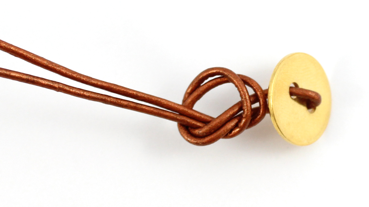 Bracciale a più file con cordino in pelle : Tappa 1