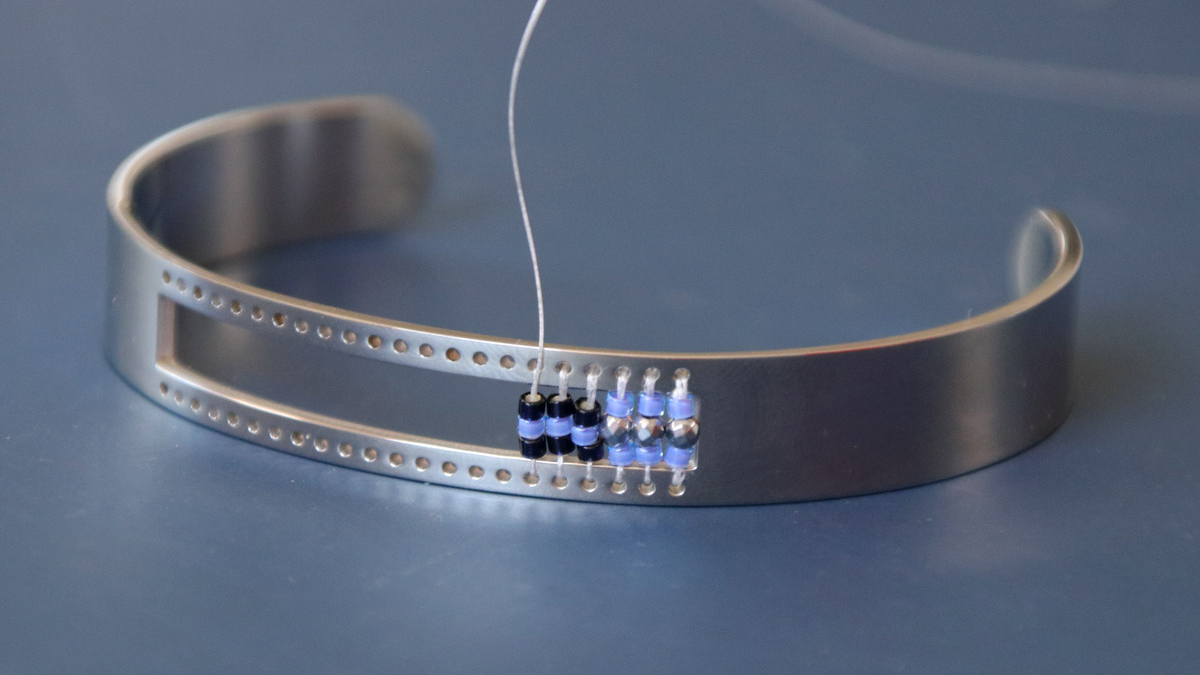 Bracciale in acciaio inossidabile Tuto Miyuki : Tappa 2