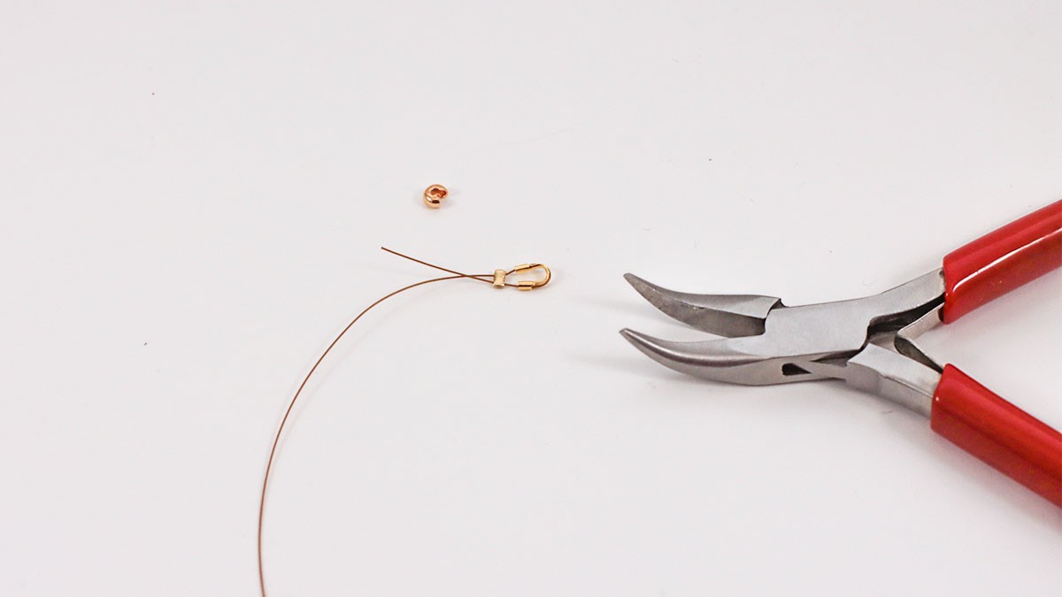 Fai da te: bracciale di gemme tormaline : Tappa 1 Fai da te: bracciale di gemme tormaline : Tappa 1