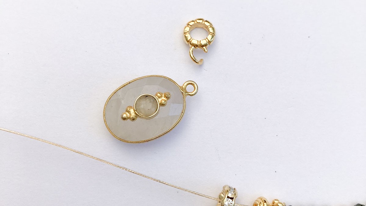 Fai da te: bracciale di gemme tormaline : Tappa 6 Fai da te: bracciale di gemme tormaline : Tappa 6