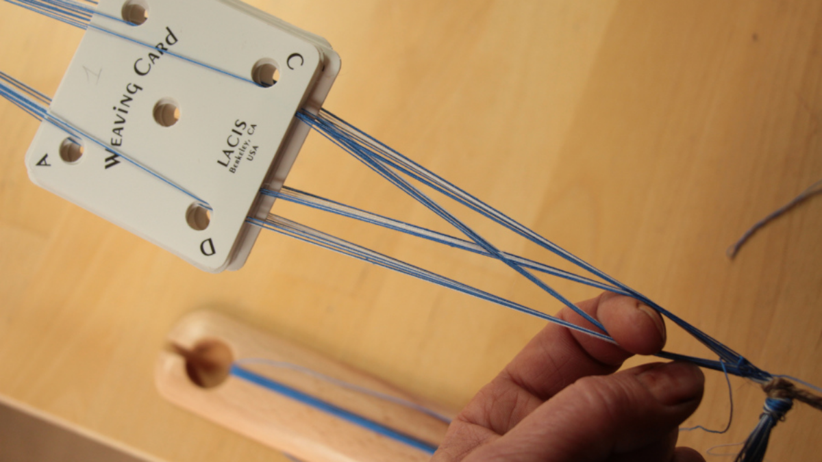 Bracciale di tessere fai da te per principianti : Tappa 8