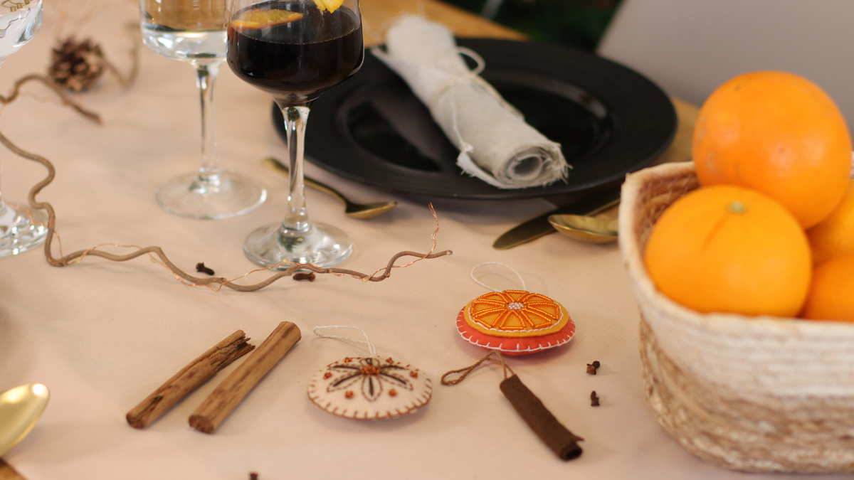 Schema Modello di decorazione dell'albero di Natale in feltro Profumi di Natale Schema Modello di decorazione dell'albero di Natale in feltro Profumi di Natale