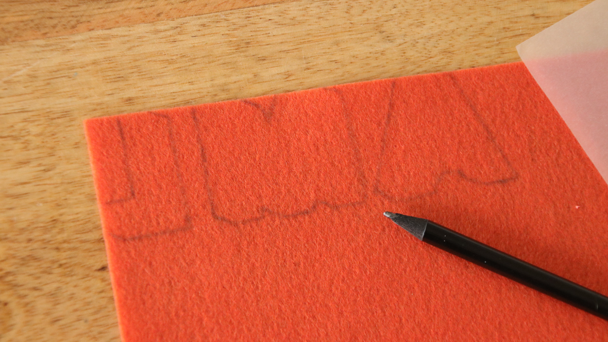 Tutorial etichetta regalo di Natale Ricamo lettera Cannetille : Tappa 1 Tutorial etichetta regalo di Natale Ricamo lettera Cannetille : Tappa 1