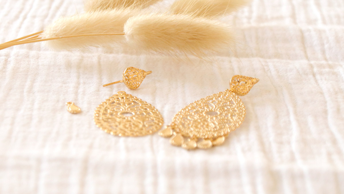 Tutorial per orecchini d'oro facili : Tappa 1 Tutorial per orecchini d'oro facili : Tappa 1