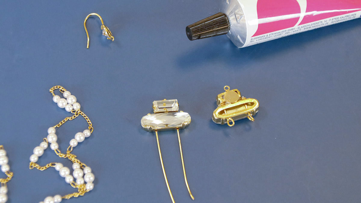 Orecchini pendenti in cristallo Aurora : Tappa 2 Orecchini pendenti in cristallo Aurora : Tappa 2