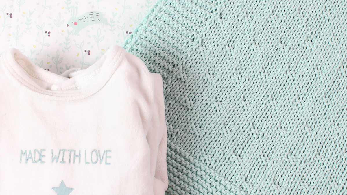 Coperta per bambini lavorata a maglia Coperta per bambini lavorata a maglia